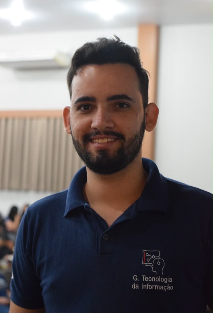 Foto do Professor Thiago Dias Negrão